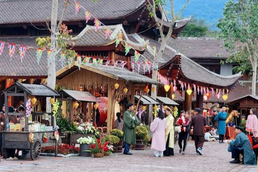 Yen Tu Cultural Village featuring a variety of engaging folk games