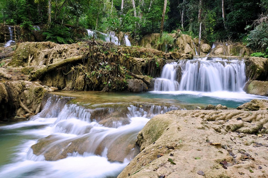 Best Time to Visit Tad Sae Falls