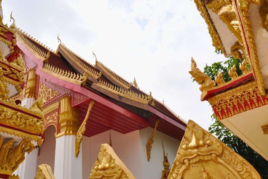 Impressive intricate mosaics in Pha That Luang’s complex