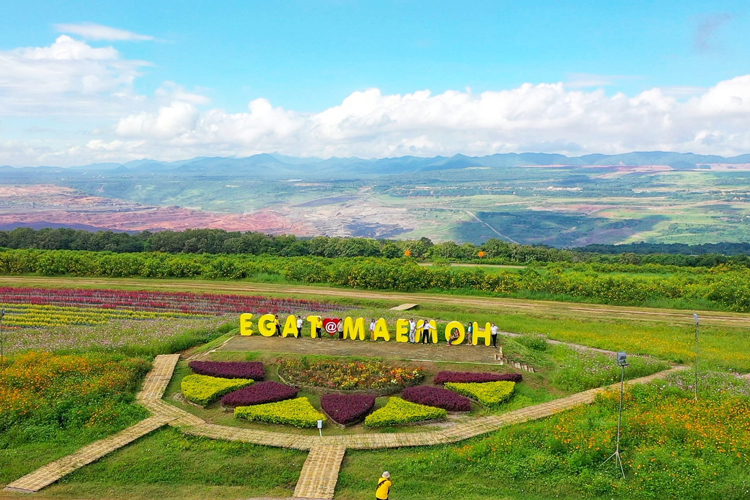 Mae Moh Forest Park is a scenic and recreational area located in the Lampang Province