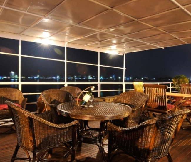 Toum Tiou II Cruise
