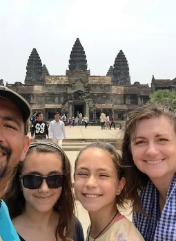 Happy Family Tour in Cambodia