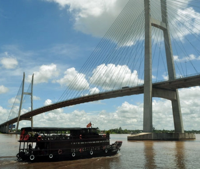 Mien Tay Sampan