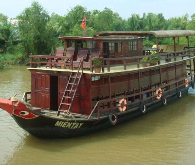 Mien Tay Sampan