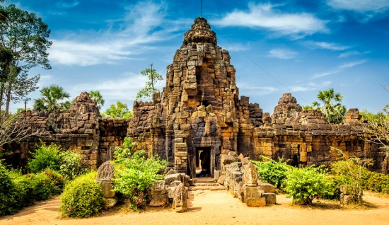 Cambodia Tour 15 Days: Discover Temples, Culture & Nature