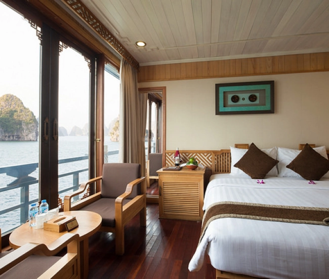 Pelican Ha Long Cruise