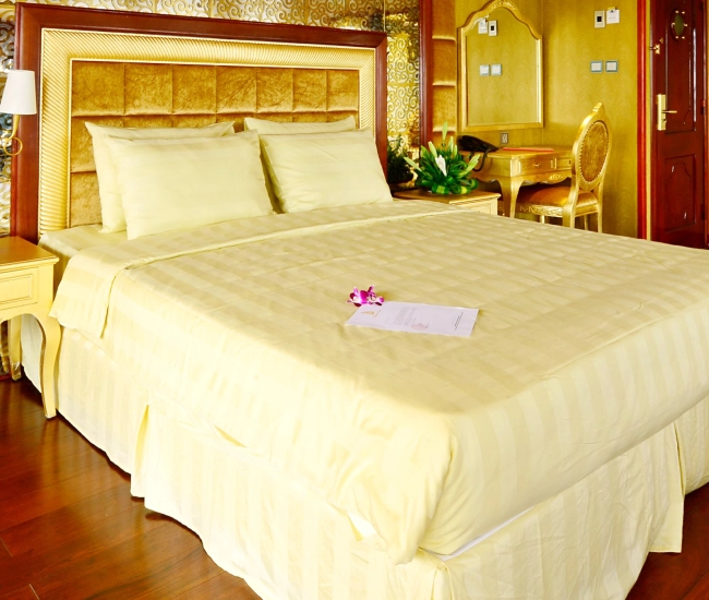 Golden Cruise