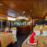 Cozy Bay Yacht