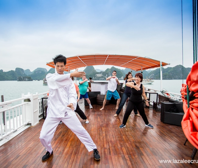 L'Azalee Cruises