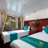 Emerald Cruise