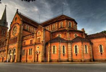 Saigon - Cu Chi Tunnels - Saigon Half Day City Tour (B)