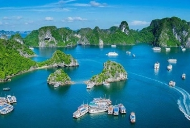 Ha Long Bay cruise – Hanoi - Flight to Saigon (B, L)  