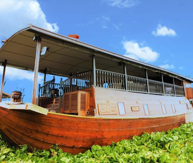 Thanatharee cruise