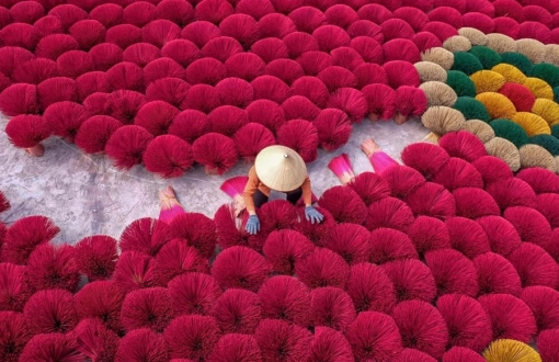 The incense village of Quang Phu Cau