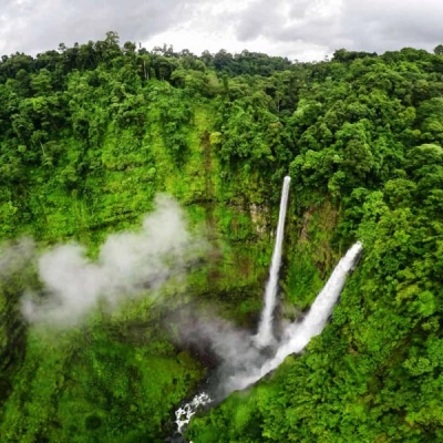 Tad Fane Waterfall