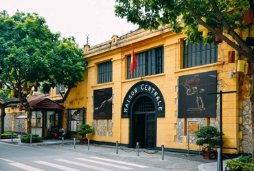 Hanoi city tour for war memories (B)
