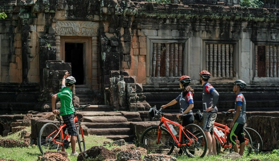 Cambodia Cycling Tour 7 Days: Tranquil Landscapes