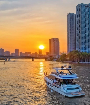 Sai Gon Tour 2 hours: Saigon River Cruise