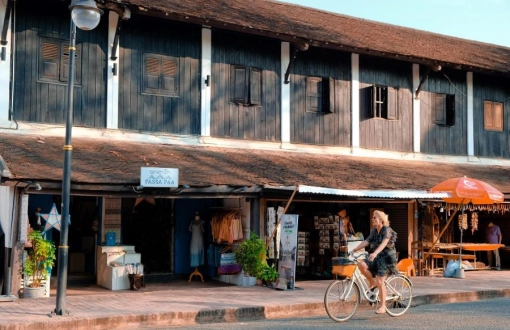 What to do on a Laos Tour 5 days in Luang Prabang?