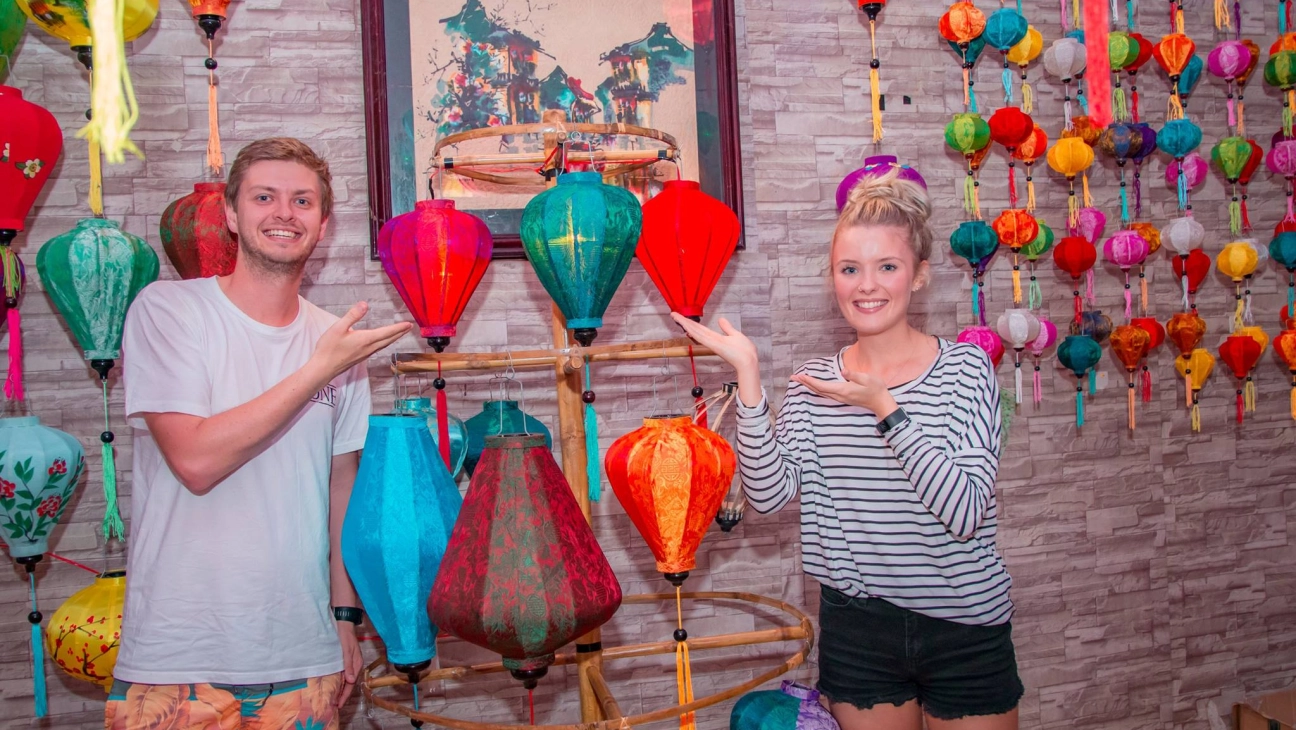 Hoi An Tour 1 day: Lantern-making Class in Hoi An