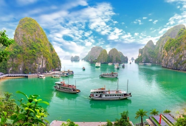 Hanoi - Halong Bay cruise (B, L, D) Join in tour with English Speaking guide on board