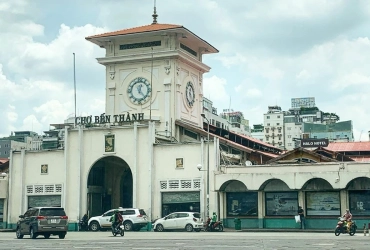 Hoian - Da Nang - Flight to Ho Chi Minh (B)