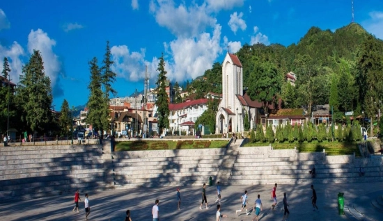 Sapa Can Cau Market Tour 4 Days: A Culture Adventure