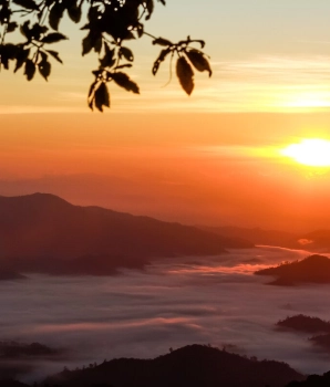 Huai Nam Dang Trek Tour 3 Days: Explore Nature's Wonders