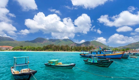 Con Dao Tour 3 Days: Island Hopping & Relaxation