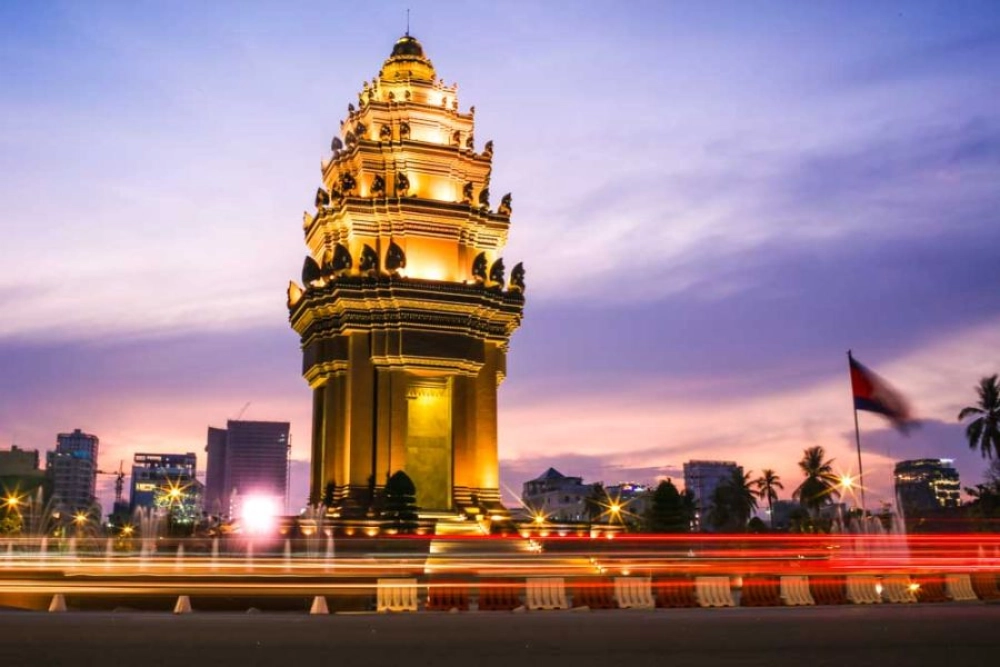 PHNOM PENH (B/L/D)
