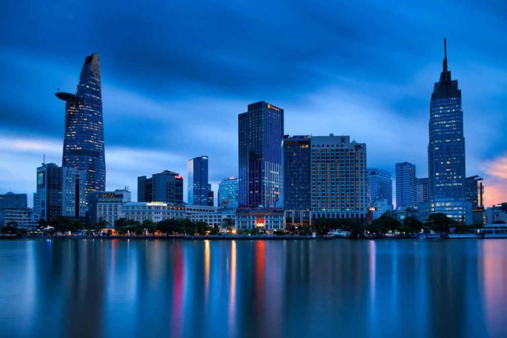 HO CHI MINH CITY (Saigon) (B/L/D)