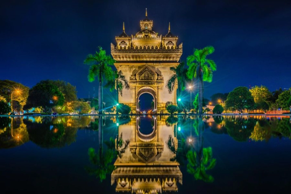 Sandbank - Vientiane (B)