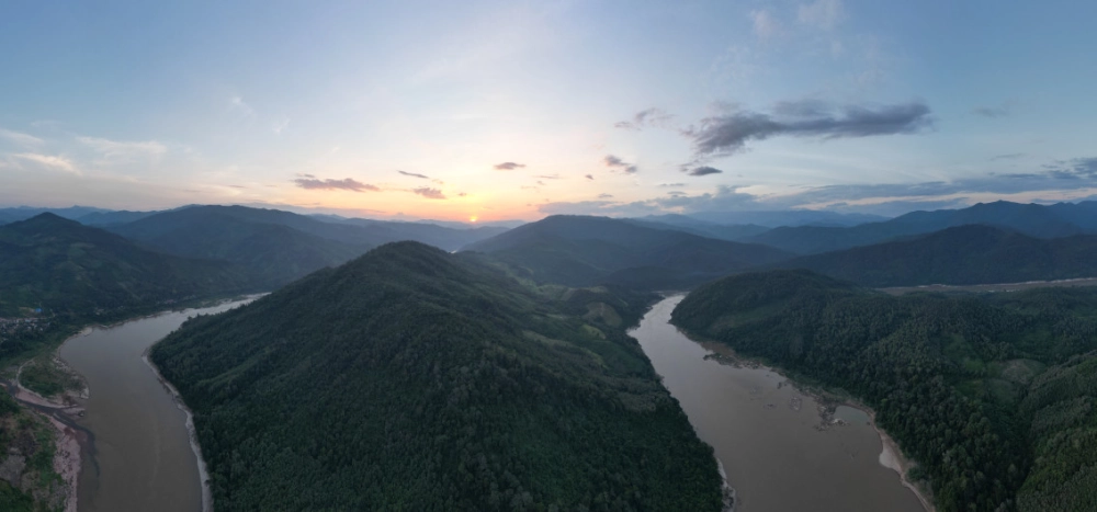 Breathtaking Landscapes and Remote Villages (B,L,D)