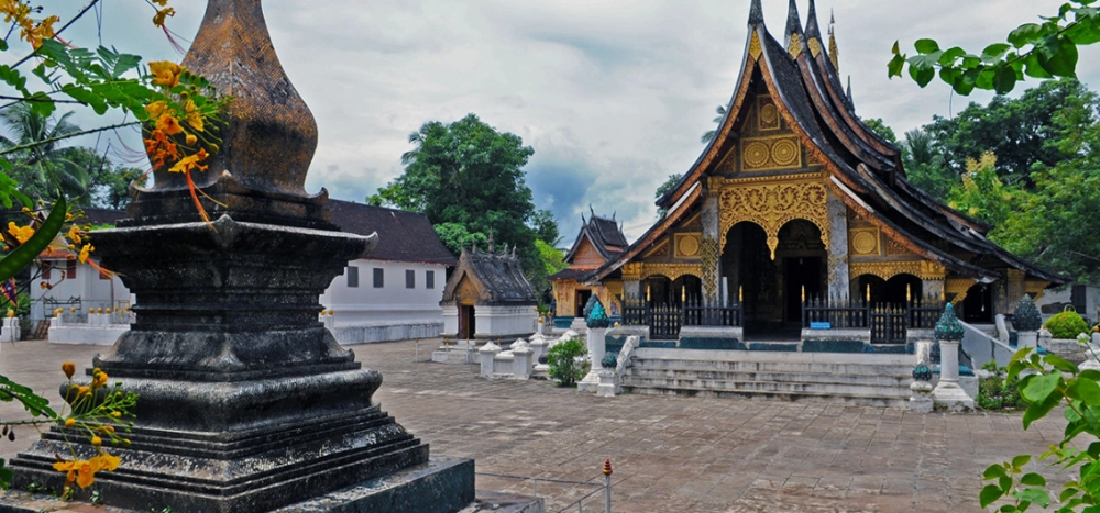 The UNESCO World Heritage City of Luang Prabang (B,L)