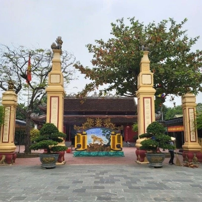 Ong Hoang Muoi Temple