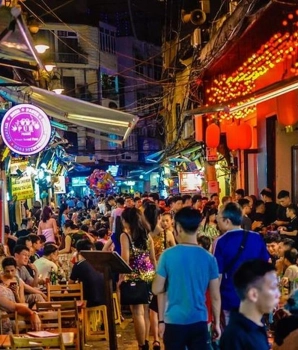 Ha Noi Old Quarter Tour 3 hours: Taste of Street Food in Hanoi
