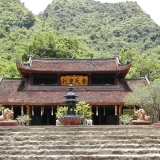 Perfume Pagoda Tour 1 day: Perfume Pagoda exploration