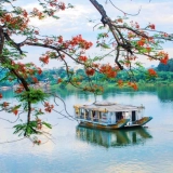 Perfume River Tour 1-day: Boat trip on the Perfume River
