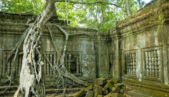 Banteay Chhmar Tours 2 Days: Cultural Exploration