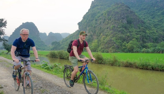 Northwest Vietnam Cycling Tour 4 days: Sapa to Dien Bien Phu