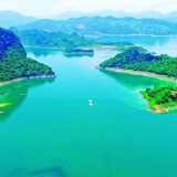 Hoa Binh Tour 2-Day: Explore Thung Nai & Hoa Binh Hydropower