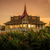 Phnom Penh Tour 2 Days: Highlights Exploration
