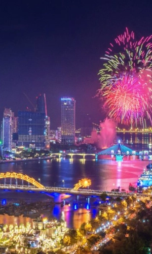 Da Nang International Fireworks Festival 2025: Schedule, Tickets & Travel Tips