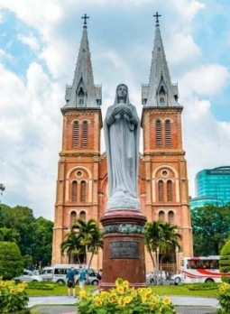 Vietnam Tour 16 Days: Vietnam Panorama