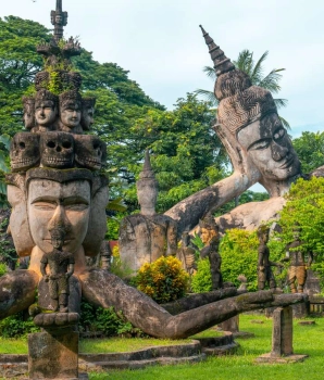 Vientiane Tour 3 Days: Explore the Sacred Land