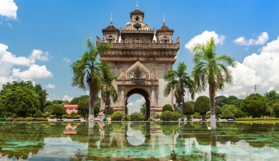 Vientiane Tour 2 Days: Cultural Highlights & Buddha Park Exploration