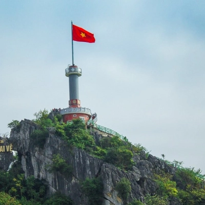 Phai Ve Flagpole