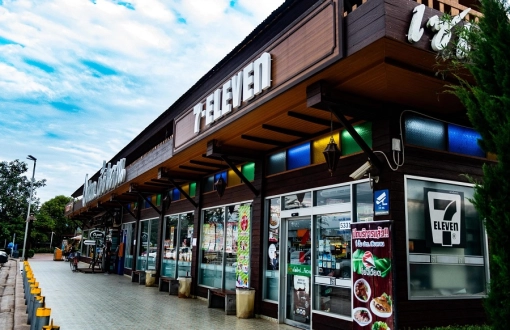 Thailand Travel Tips: Why 7-Eleven Store Is Every Traveler’s Best Friend
