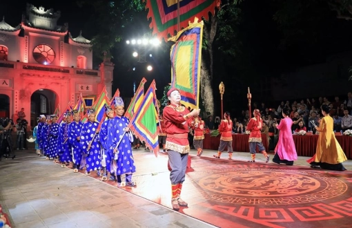 The Latest Hanoi Night Tour: The Bell of Tran Vu