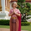 Thailand Dress Guide for Foreigners: What to Pack and Avoid